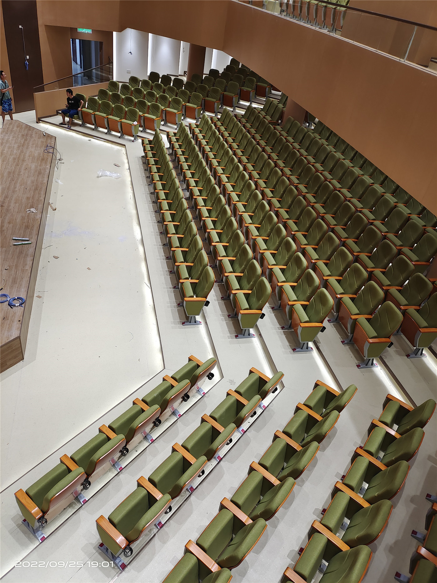 Create an Impressive Ambience with Well-Designed Auditorium Seating from Top Manufacturers103