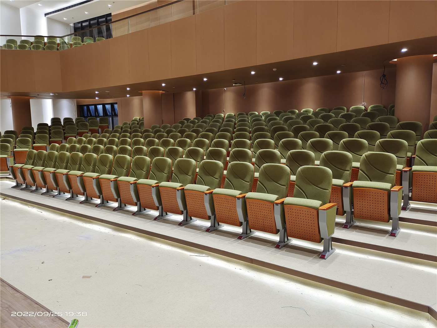 Create an Impressive Ambience with Well-Designed Auditorium Seating from Top Manufacturers106